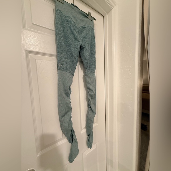 ALO Yoga Teal Ribbed Leggings - Picture 2 of 8